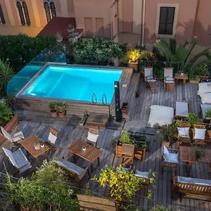 *** Hotel Palm Gallery Italië